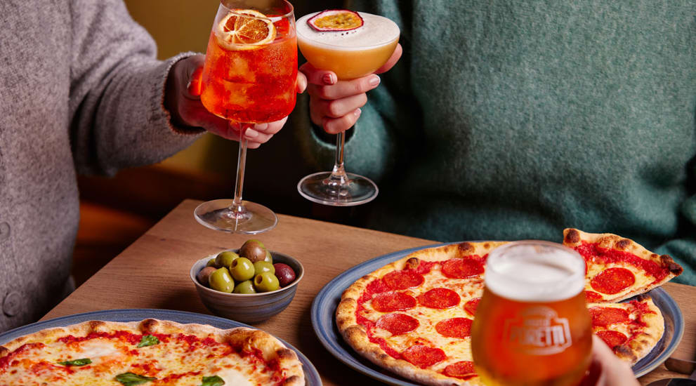 Cocktails and pizza