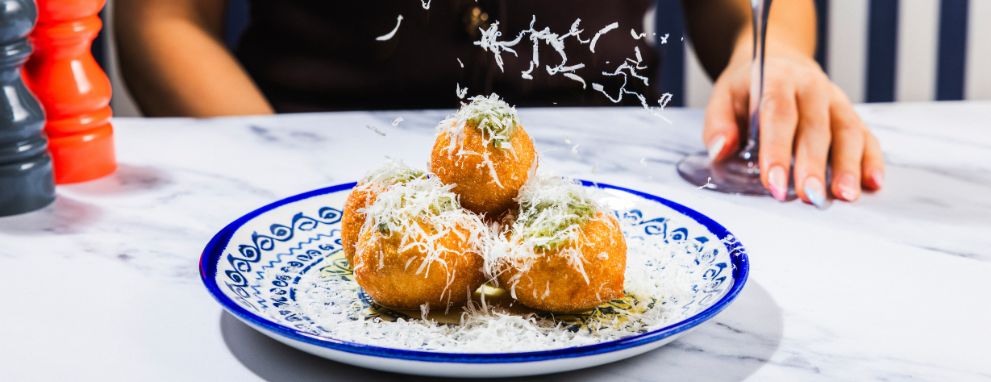 Garlic Doughballs